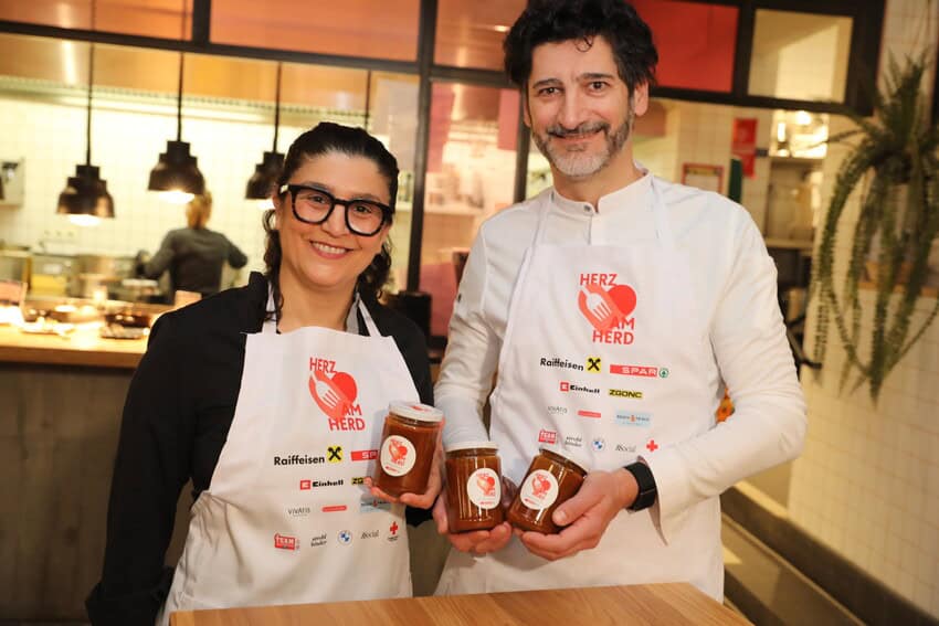 RS30246_4MH_0335_scr