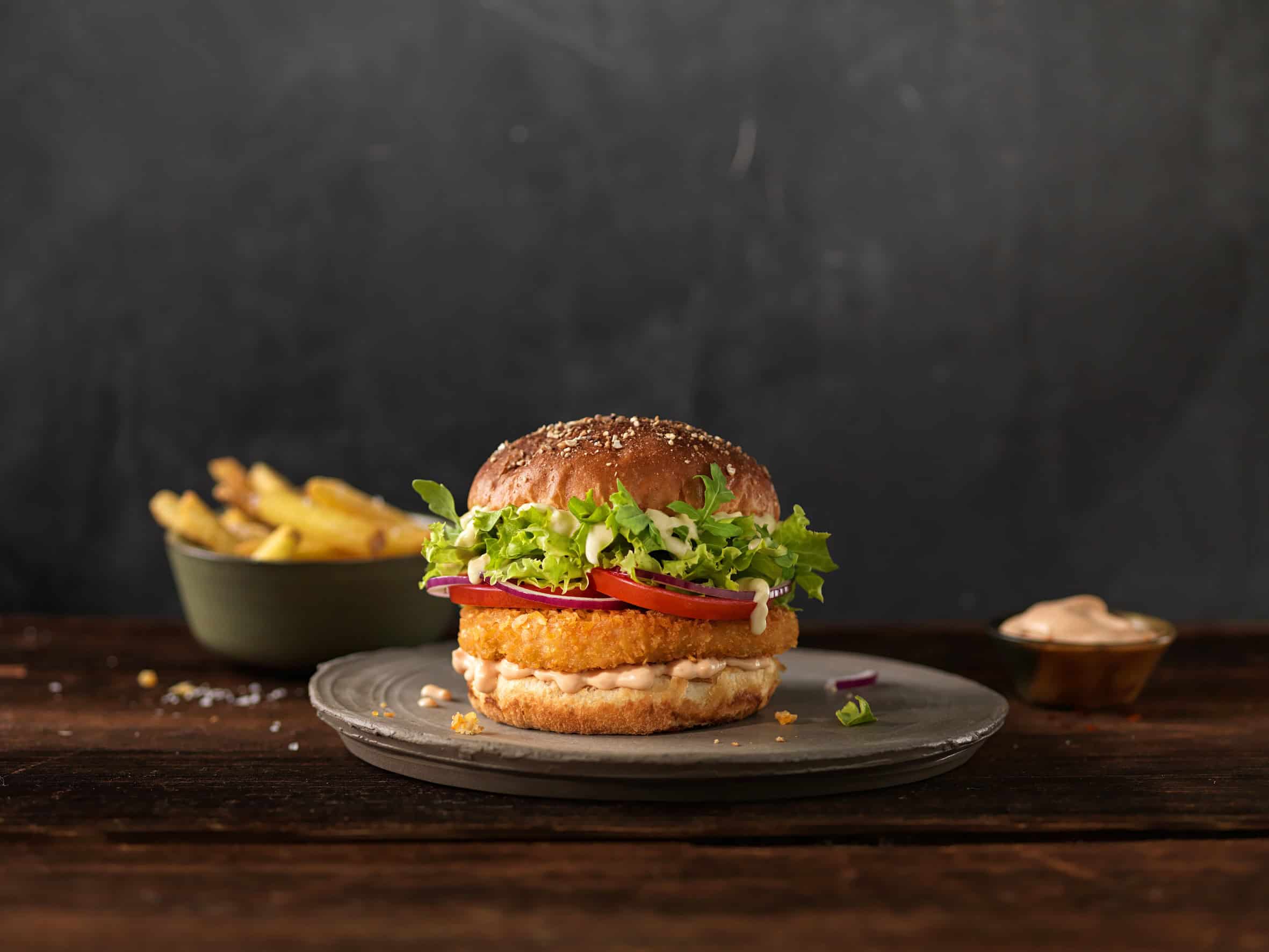 TGM_Crispy_Burger_am-Teller