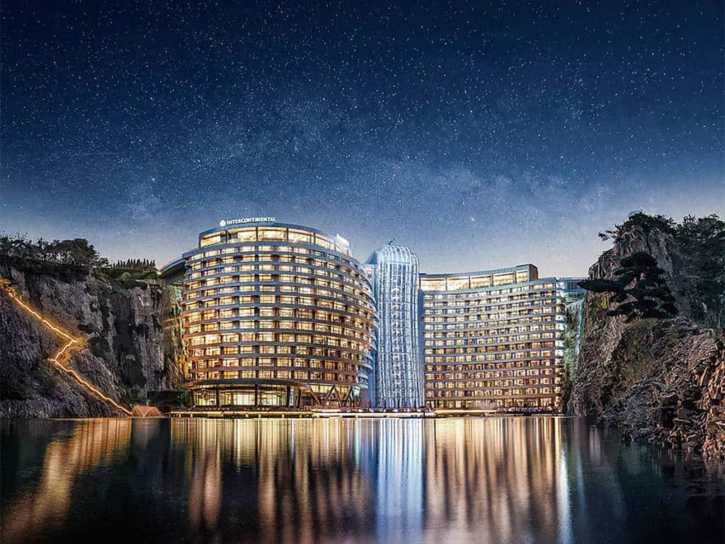 Intercontinental Shanghai Wonderland