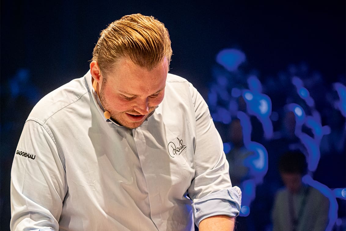 RP242-cd-mainstage-45