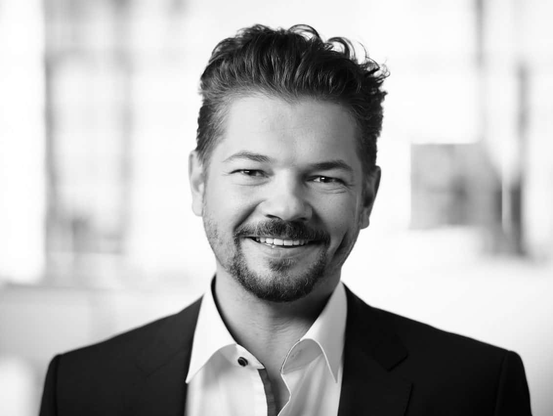 Peter Just Ist Der Neue Head Of Hospitality Bei Tauroa Der Hospitality Group Von Red Bull Boss Dietrich Mateschitz Rolling Pin