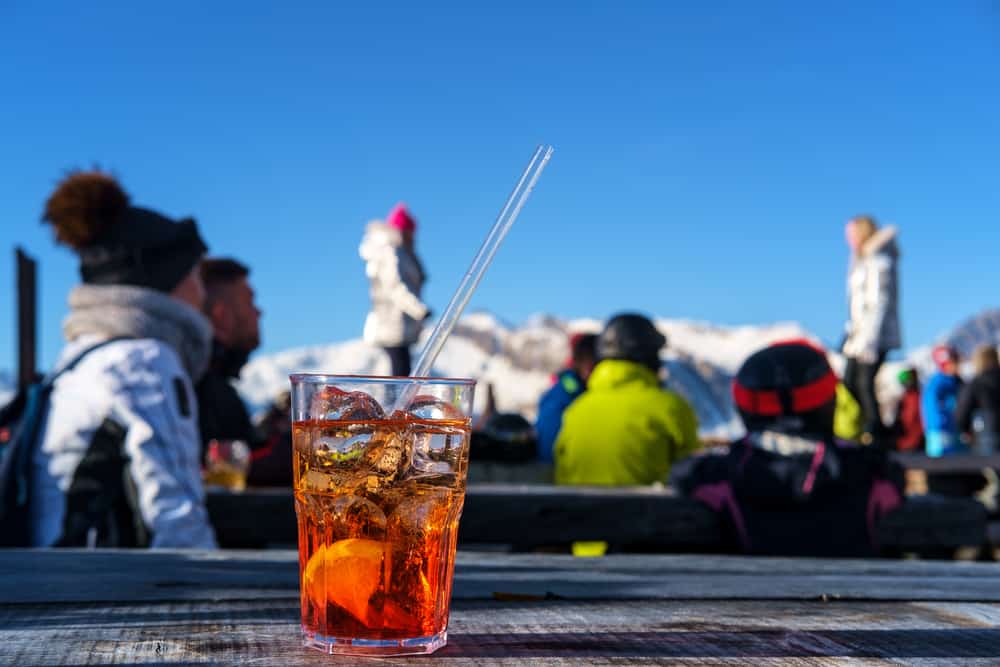 shutterstock_547381588_apres-ski