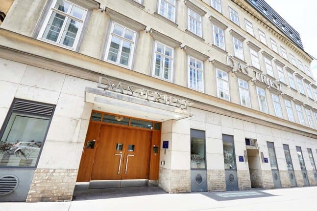 eingangst_r-au_en-hotel-dastriest-wien_6_-e1651134503766