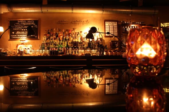 Salut-Classic-Bar590x394