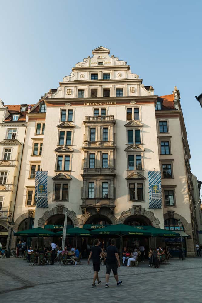 shutterstock_2018991584_muenchen-platzl-orlando