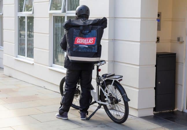 shutterstock_2062433987_gorillas-e1670926147193