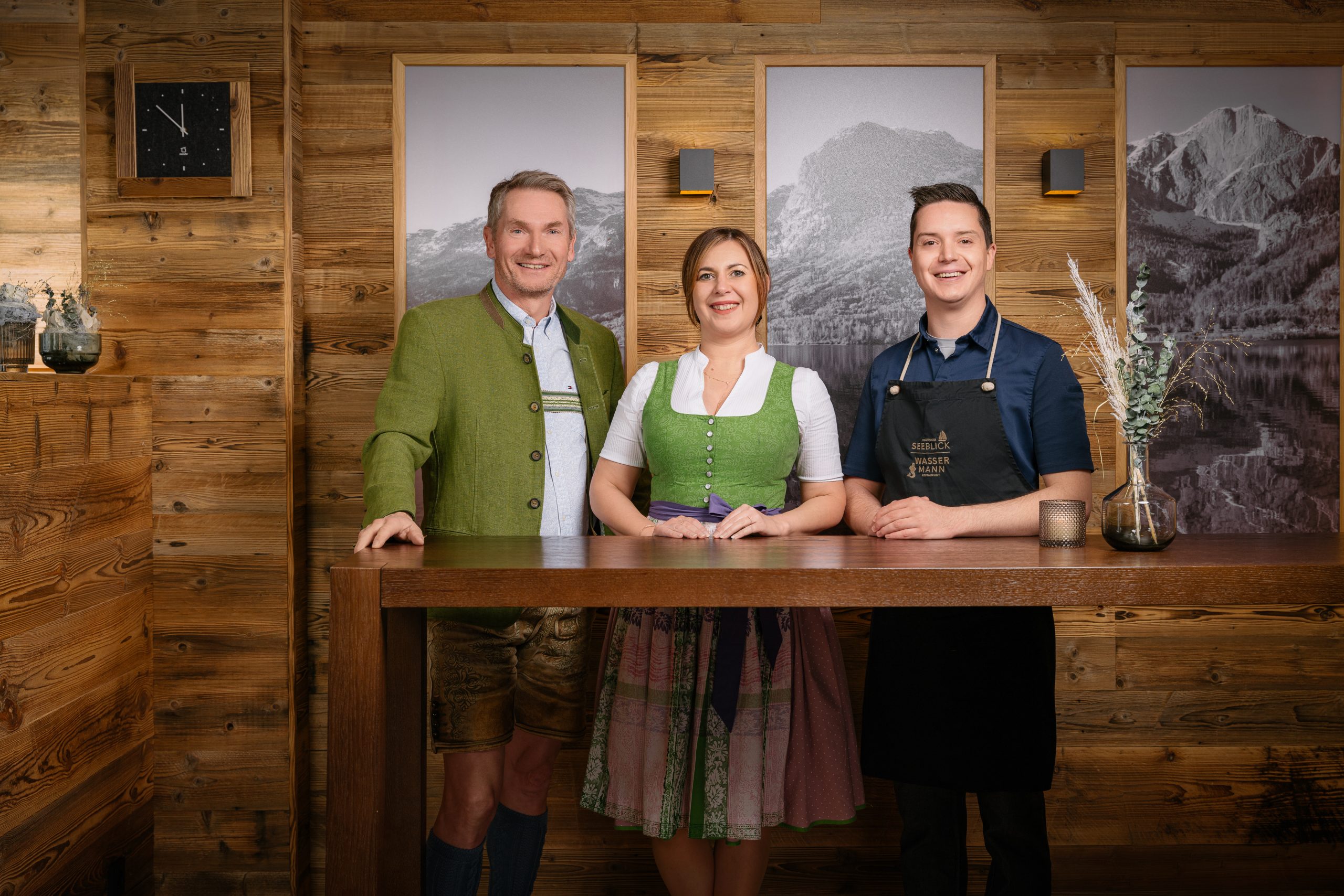 dir-franz-kromoser-restaurantleiterin-hannah-savel-kuchenchef-johannes-ganisl-scaled