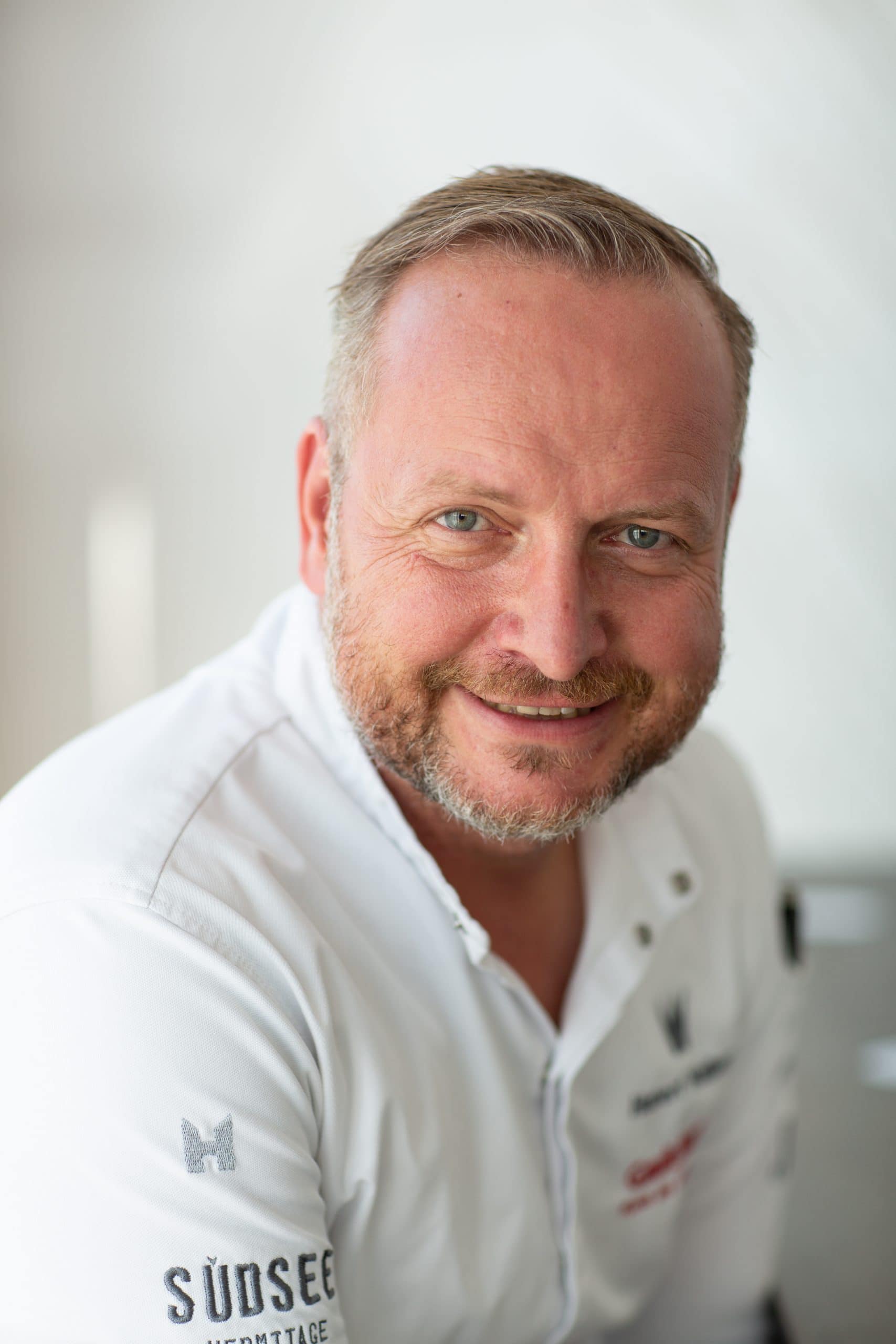 wallner-hubert-wallner-foto-joerg-lehmann-32x48cm-300dpi-scaled