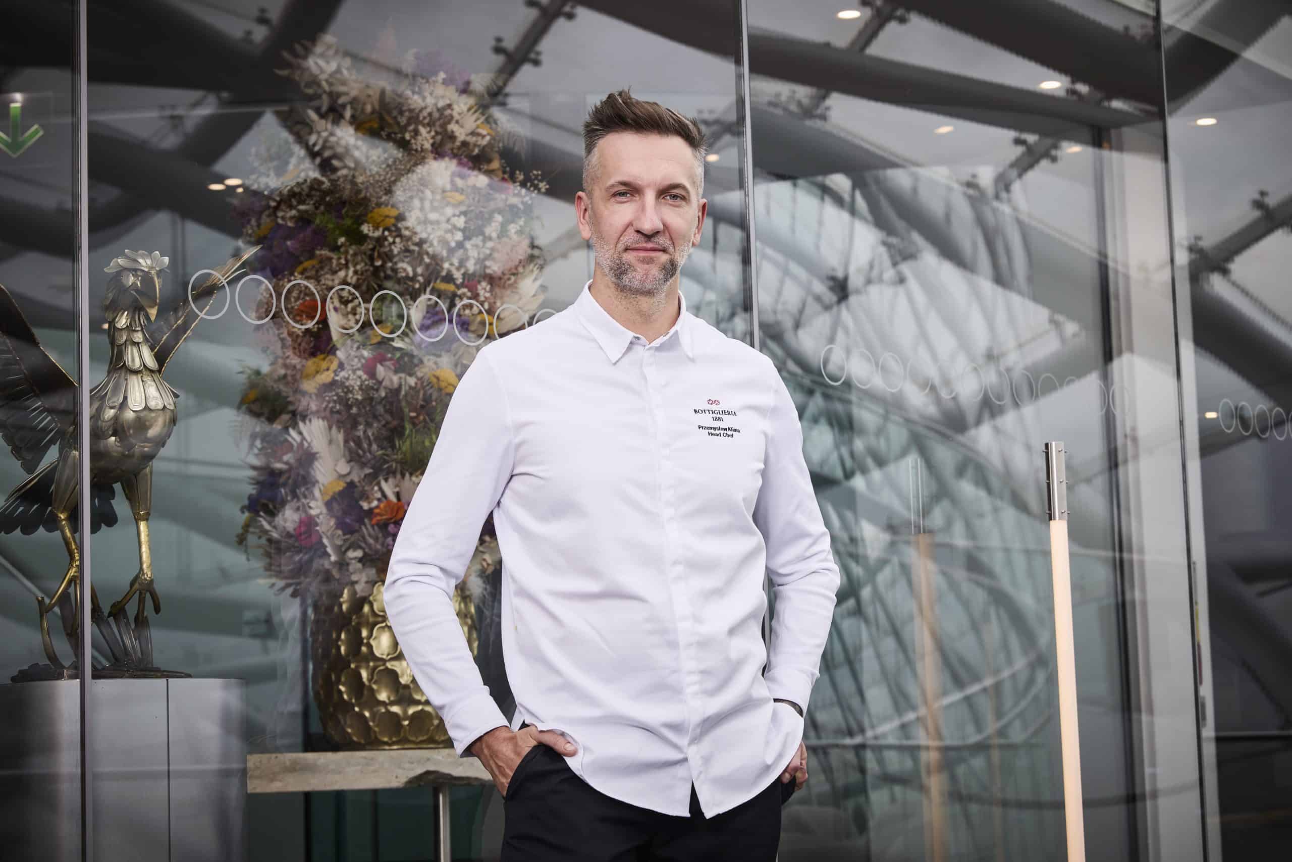 Im Hangar-7 im Restaurant Ikarus kocht im September der polnische Gastkoch Przemysław Klima