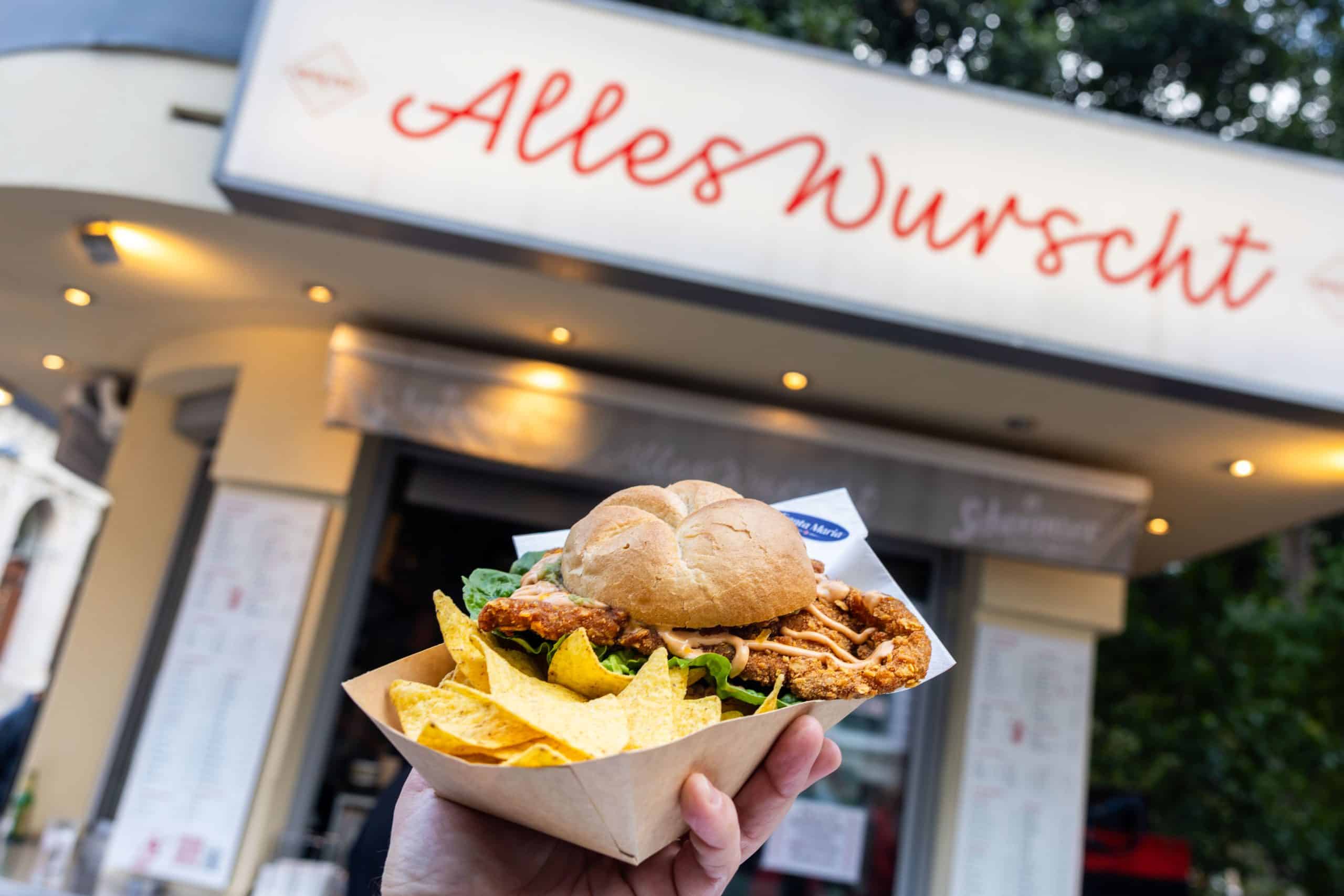 Nacho-Schnitzelsemmel_credit_Division-4_Martina-Berger-25-scaled