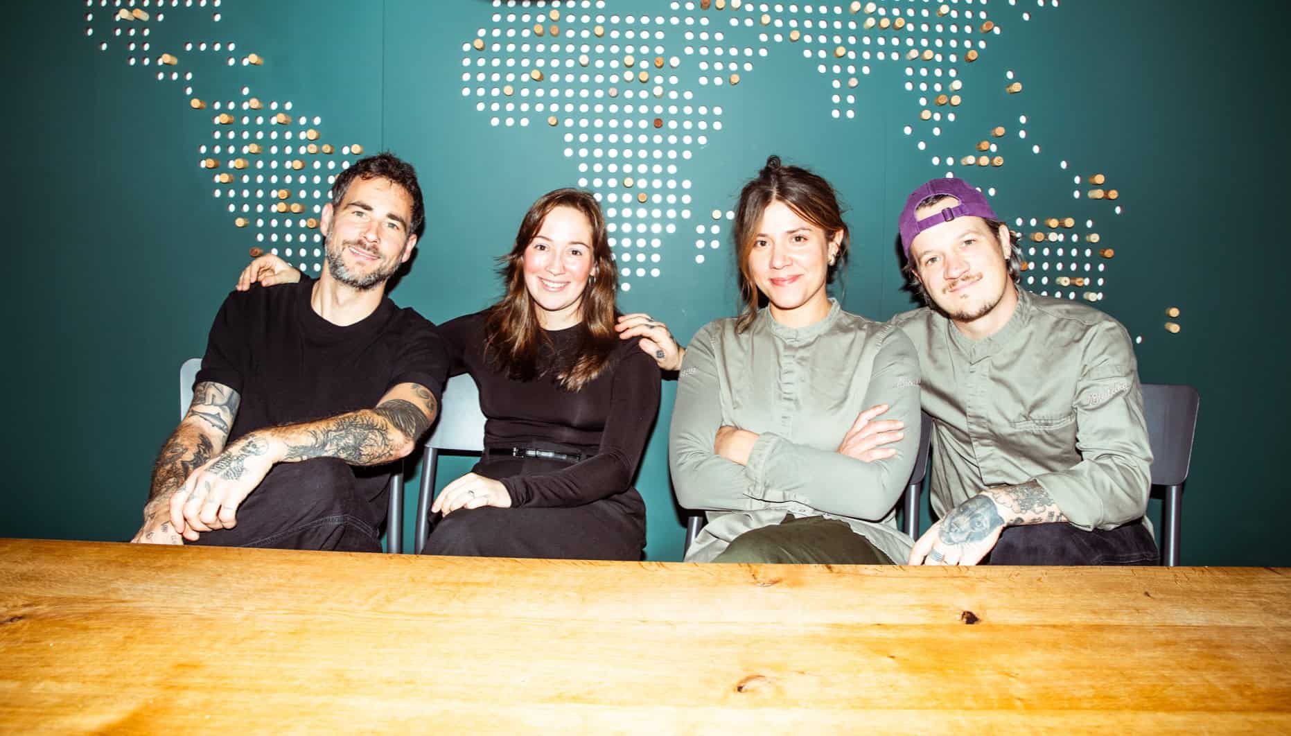 Sommelier Tobi Beck, Sommelière Leni Knoll, Küchenchefin Laura Kierse und Jo Riffelmacher (v.l.n.r.) | Foto: Salt & Silver